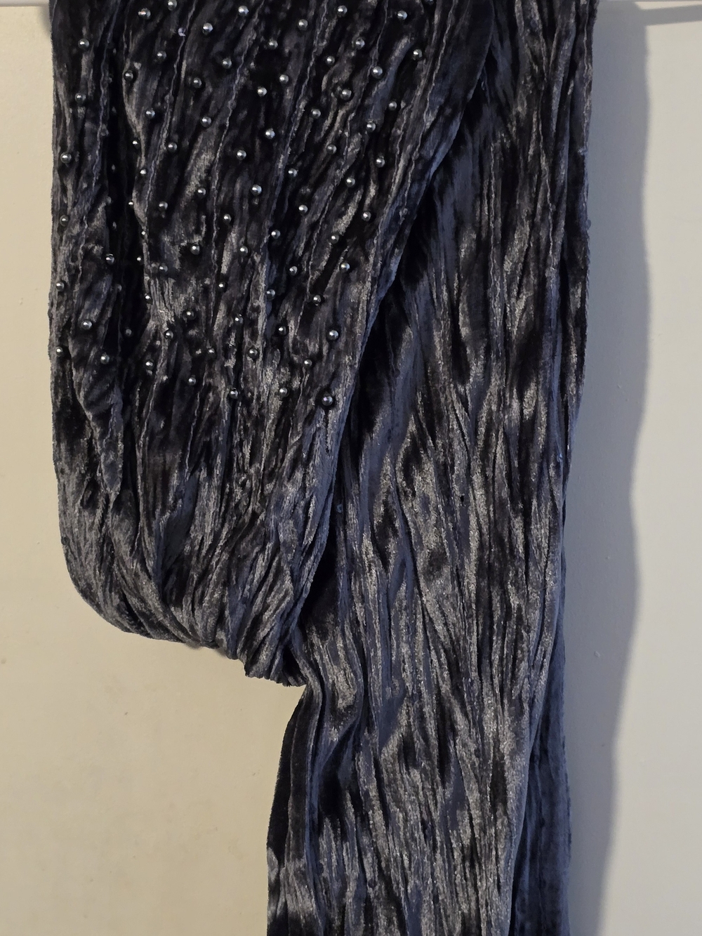 Bead-Embellished Crushed Velvet Wrap Scarf - Gray
